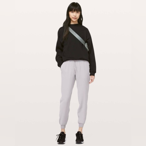 lululemon athletica Pants - NWT Lululemon On The Fly Jogger in Silverscreen